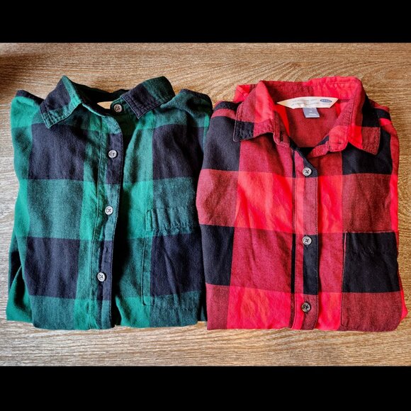 Old Navy Tops - Old Navy Medium Boyfriend Flannels Set of 2 - Used